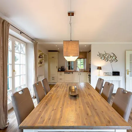 2 Ferienhaus *